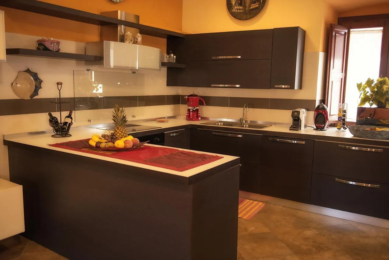 Luxury Home Bosa Apartment