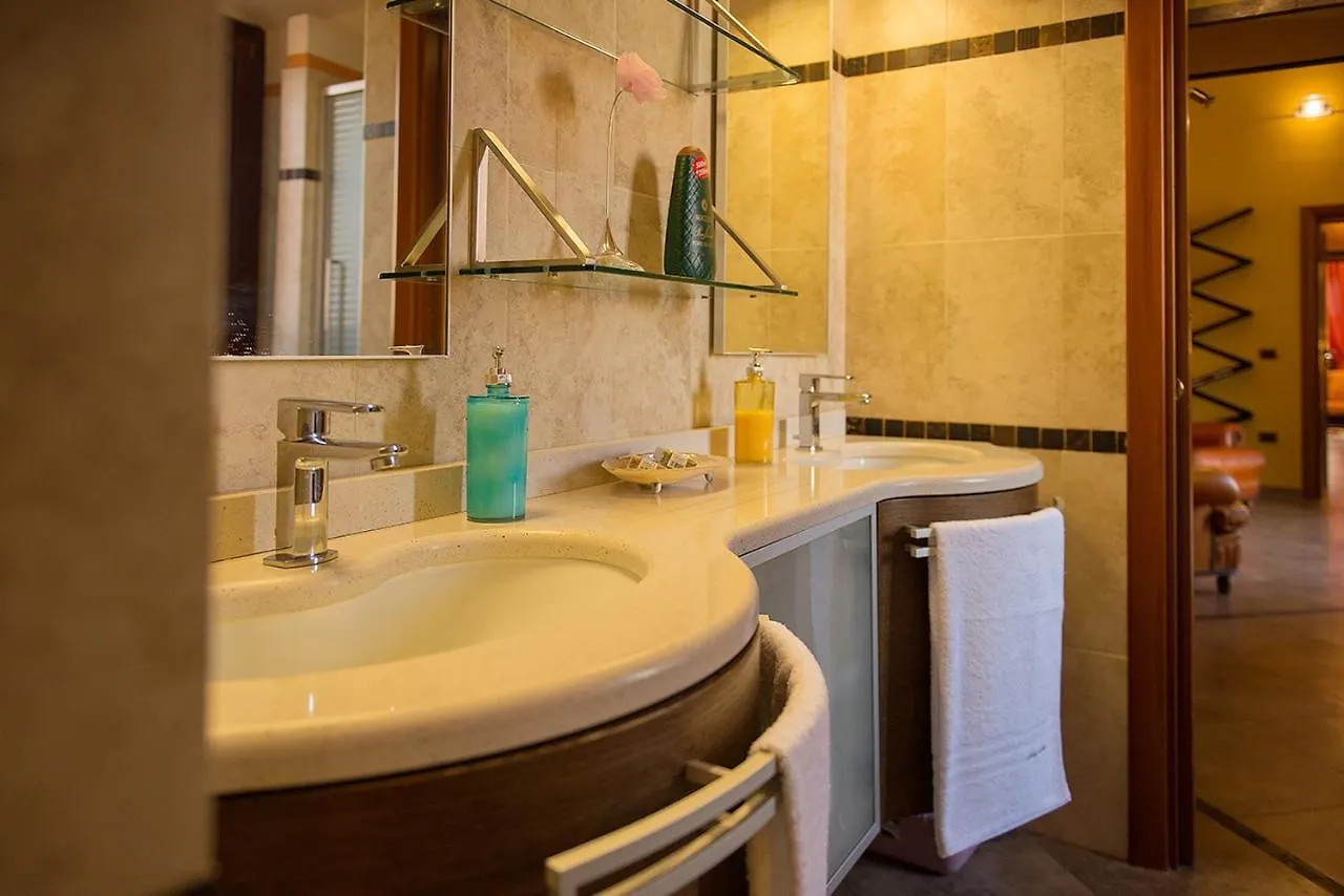 Luxury Home Bosa Apartment Italien